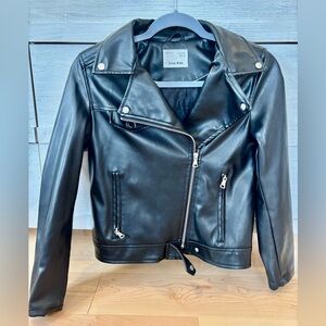 Zara kids black jacket. EUC.